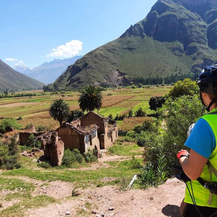 SACRED VALLEY BIKE TOUR-3